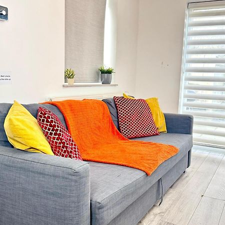 Horizon House, Stunning 2-Bedroom Flat 1, Parking, Netflix, Oxford Kültér fotó