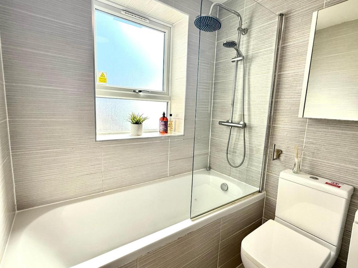 Horizon House, Stunning 2-Bedroom Flat 1, Parking, Netflix, Oxford Kültér fotó