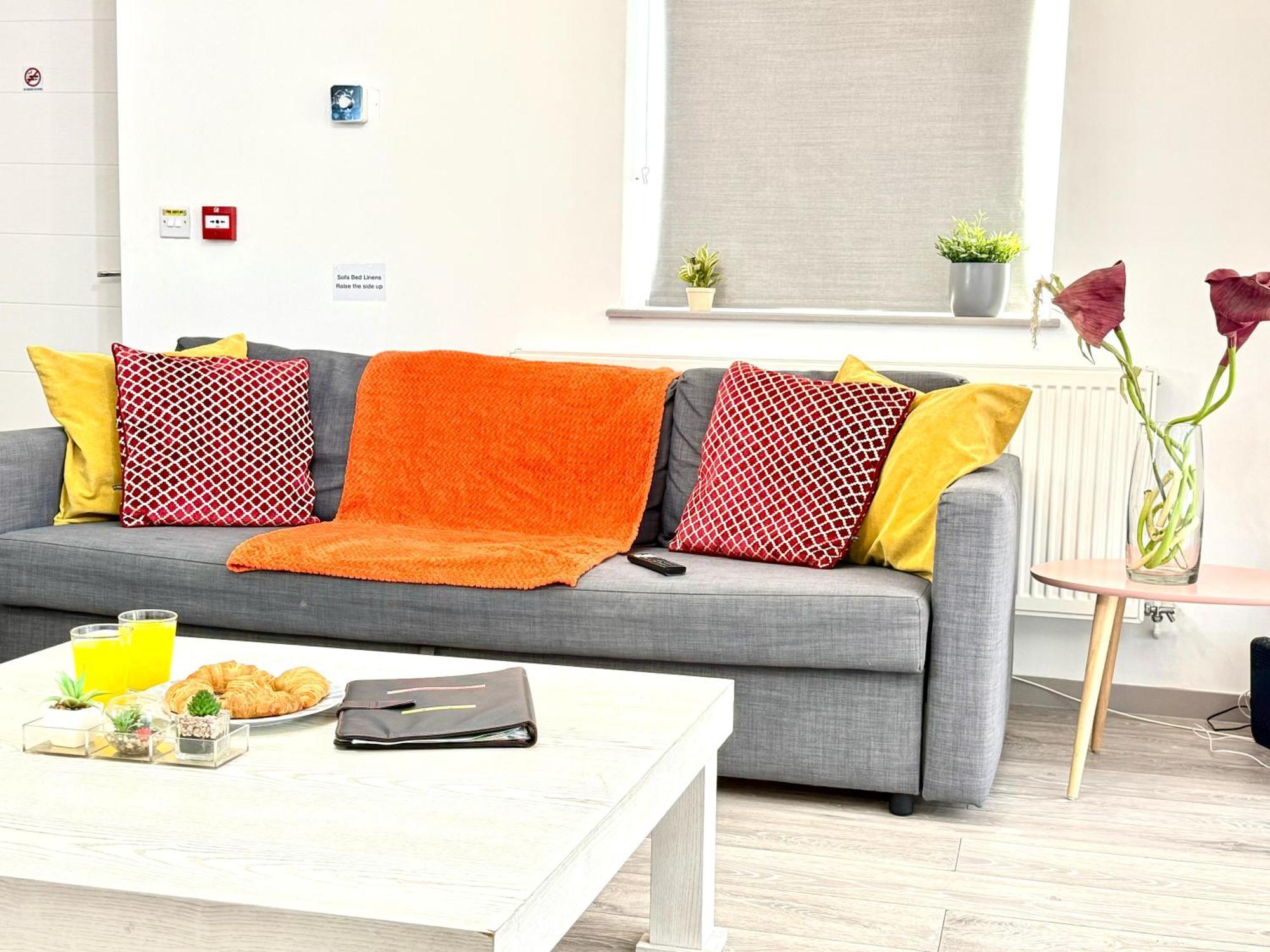 Horizon House, Stunning 2-Bedroom Flat 1, Parking, Netflix, Oxford Kültér fotó